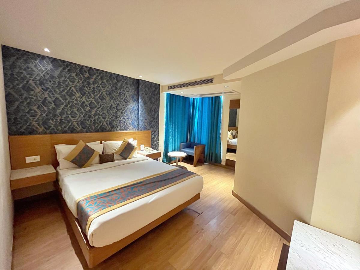 The Orion Plaza - Nehru Place New Delhi Exterior photo