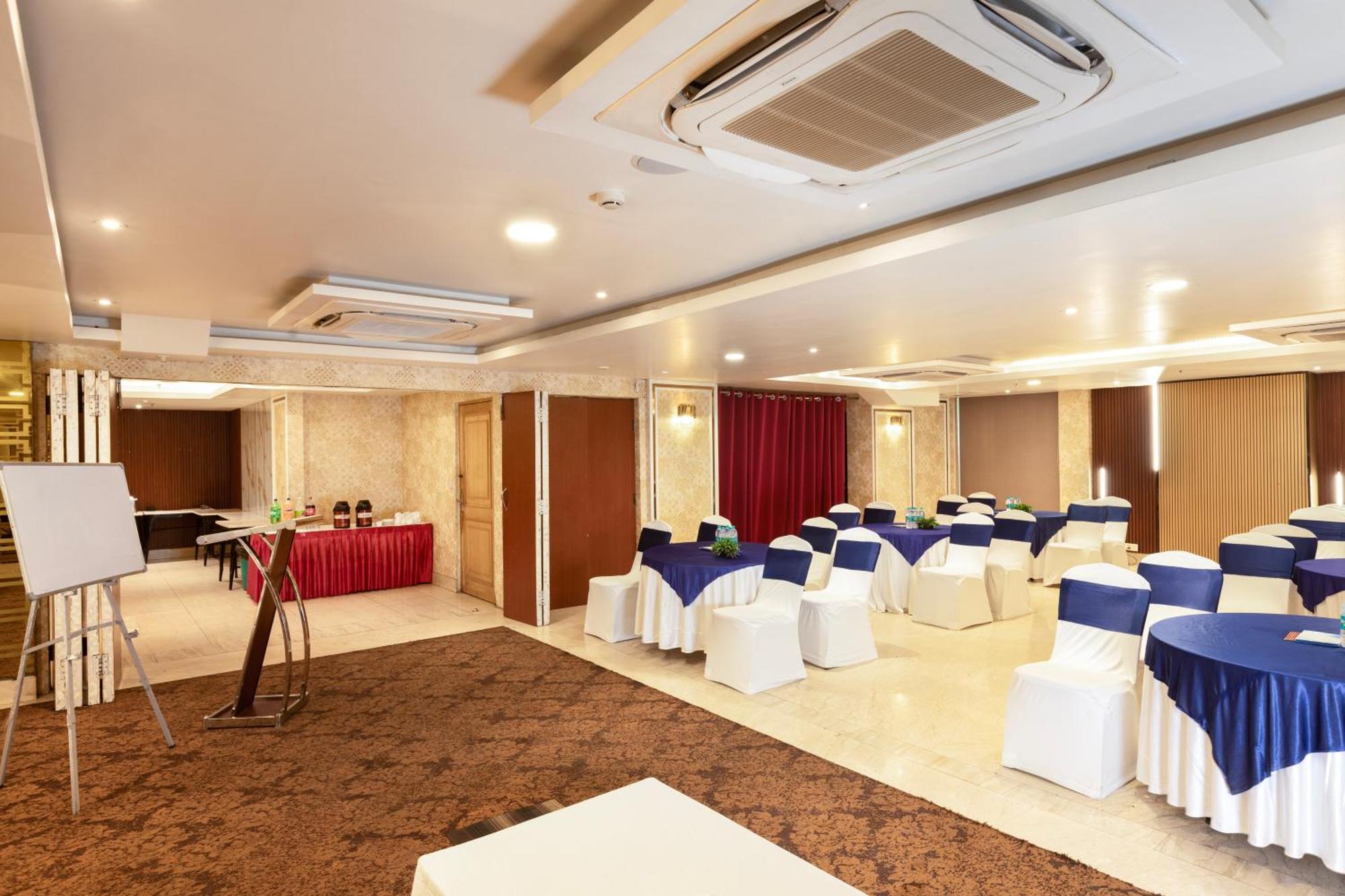 The Orion Plaza - Nehru Place New Delhi Exterior photo