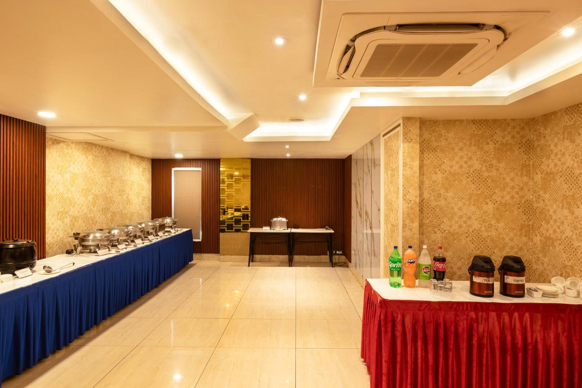 The Orion Plaza - Nehru Place New Delhi Exterior photo